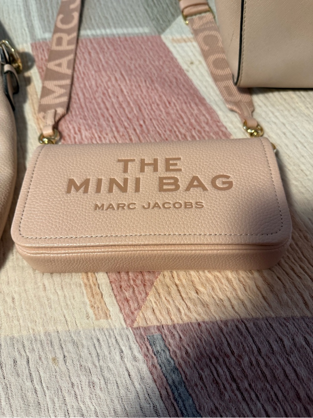 Marc Jacobs Mini Bag Crossbody in Blush Pink Pebbled Leather